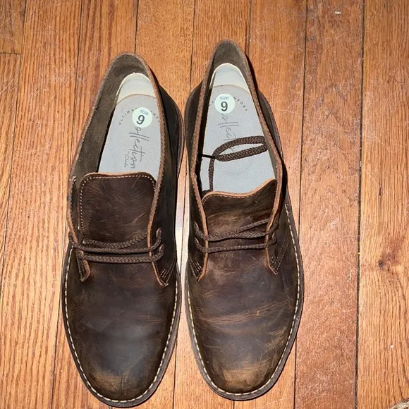 CLARKS MEN'S BUSHACRE 2 DARK BROWN LEATHER. Sizes 11,  9, and 8.5. Never worn.