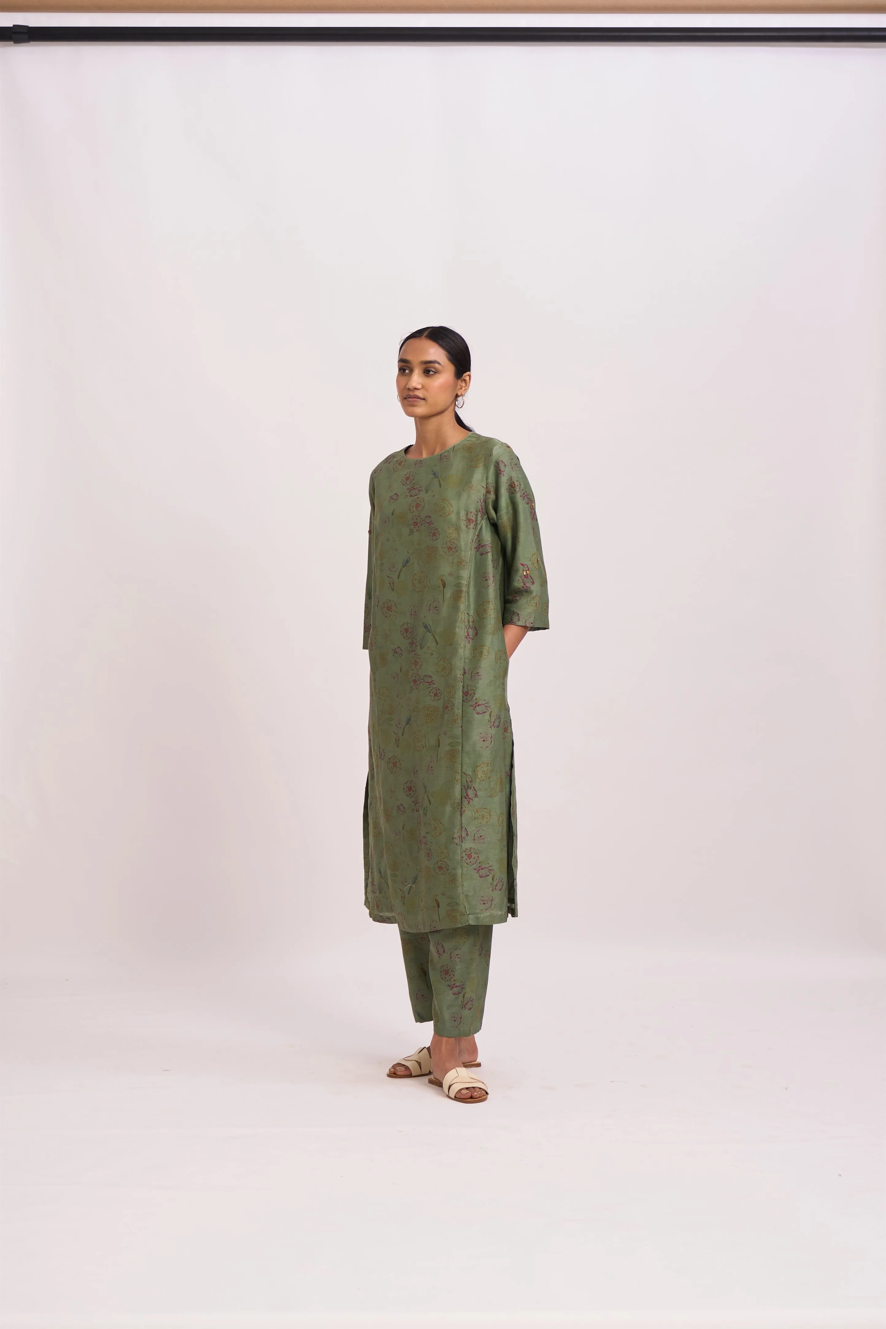 Dot   I   Mridul Mirdif Kurta Set  Chanderi Printed Kurta and Pant. Sage Green SS24-ES-G