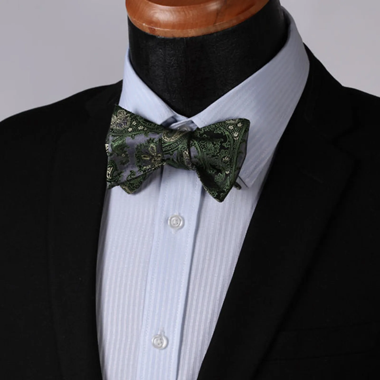 Green & Gray Textured Mens Silk Self tie Bow Tie with Pocket Squares Set