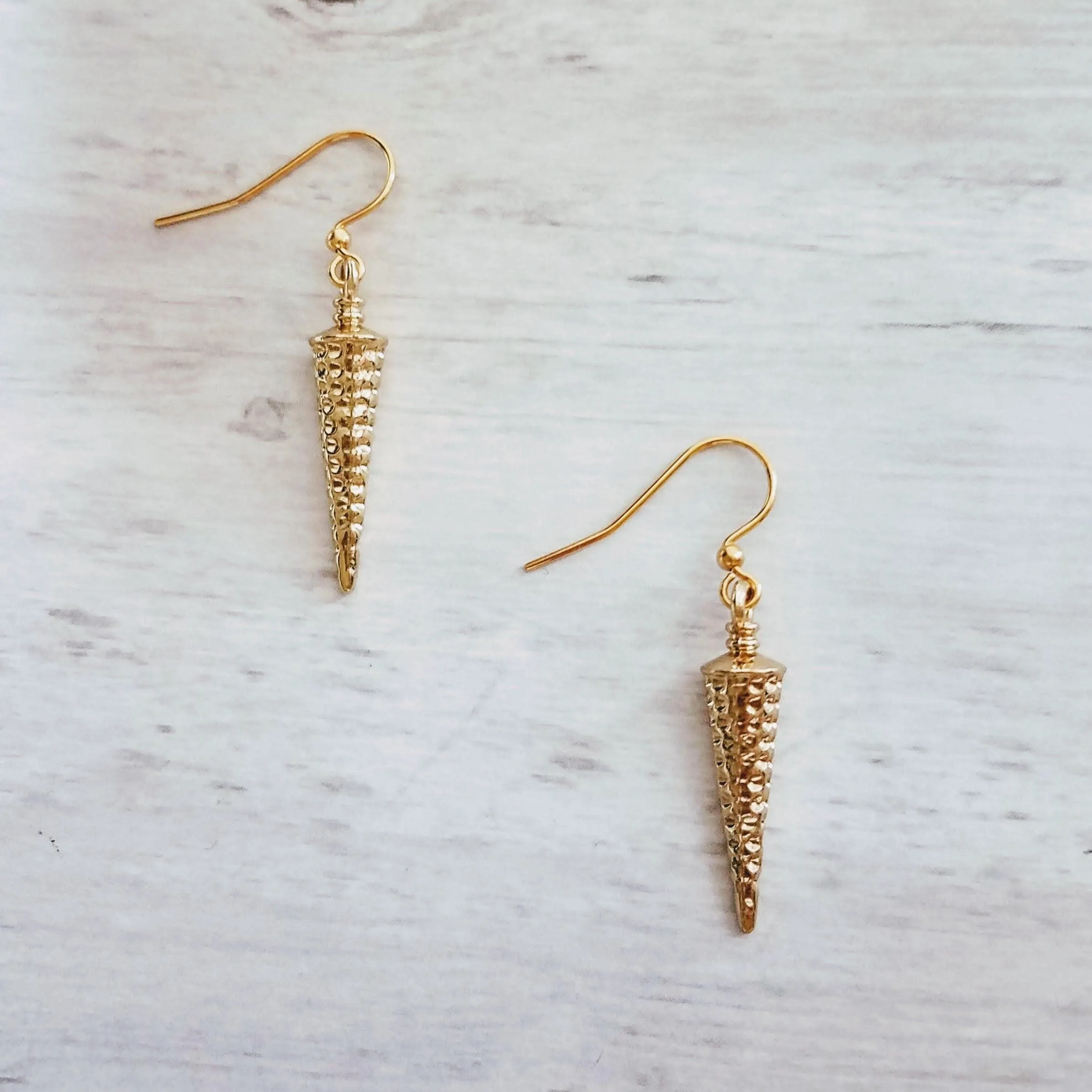 Long Gold Spike Earrings, long gold earring, gold spear earring, narrow spear, gold dagger earring, gold cone earring, dimpled simple gold