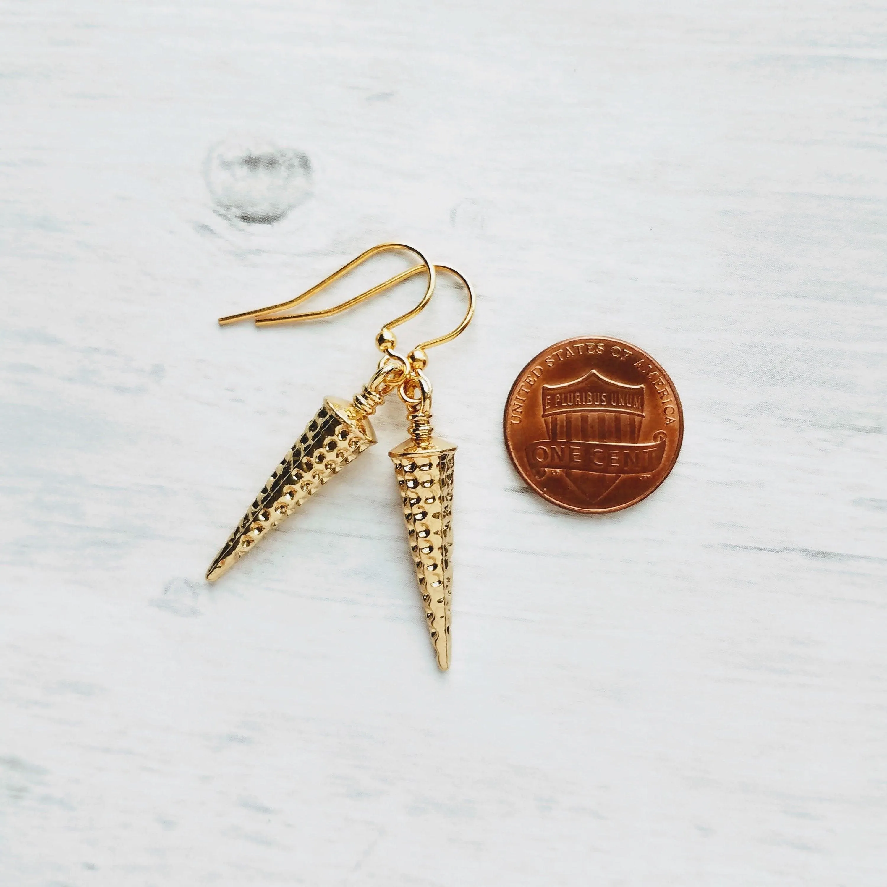 Long Gold Spike Earrings, long gold earring, gold spear earring, narrow spear, gold dagger earring, gold cone earring, dimpled simple gold