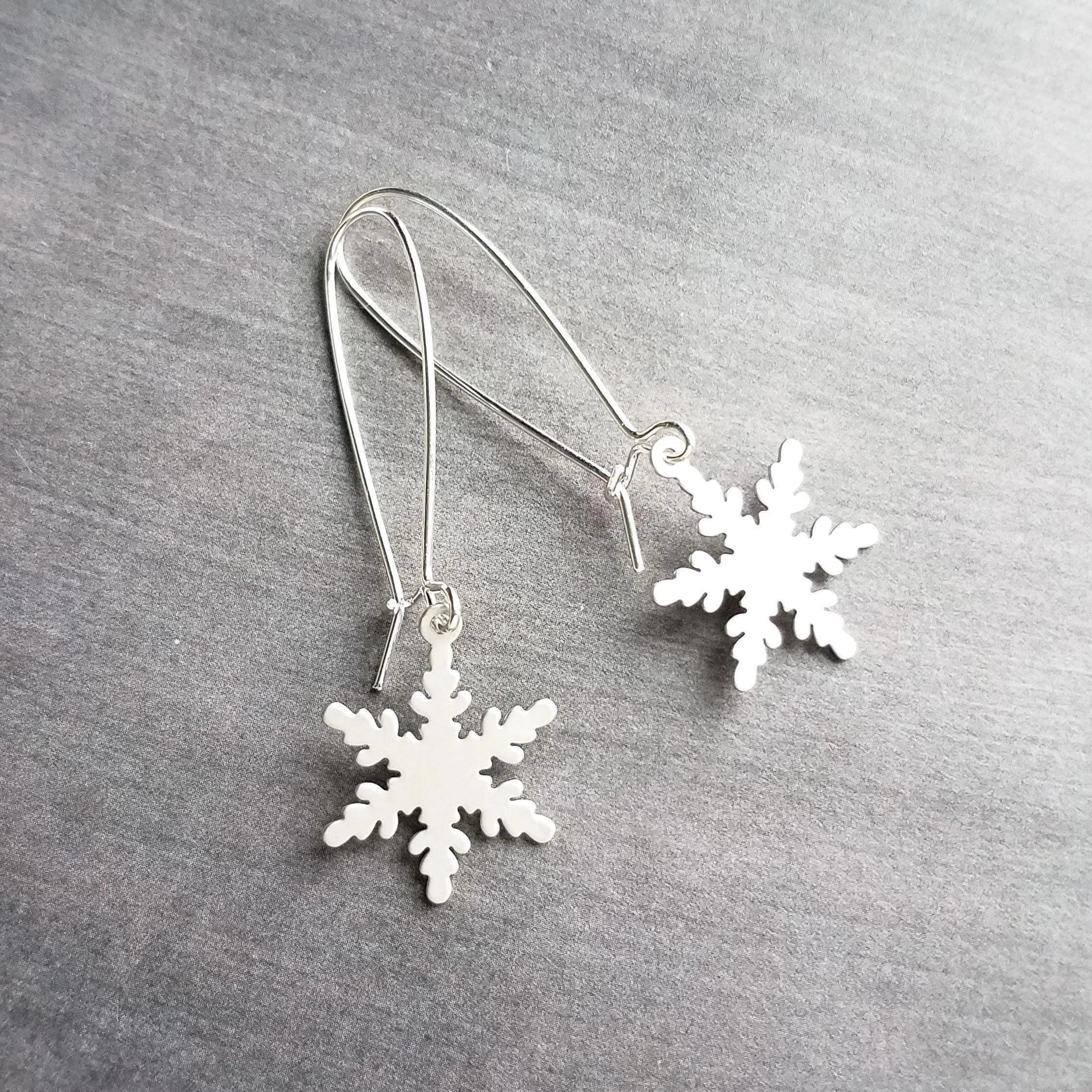 Long Silver Snowflake Earring, large snowflake earring, plain snowflake earring, simple snowflake earring, winter earring, holiday earring