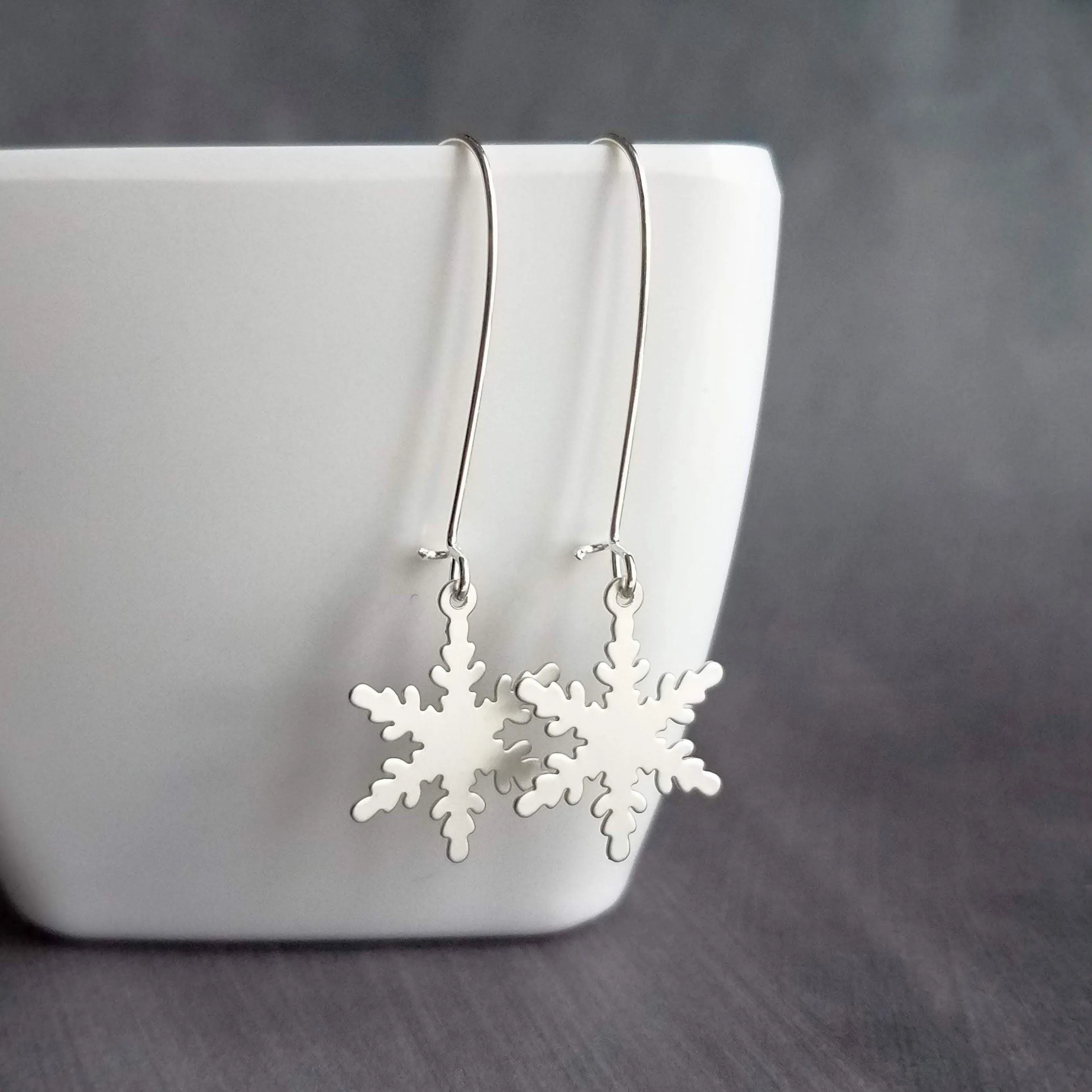 Long Silver Snowflake Earring, large snowflake earring, plain snowflake earring, simple snowflake earring, winter earring, holiday earring