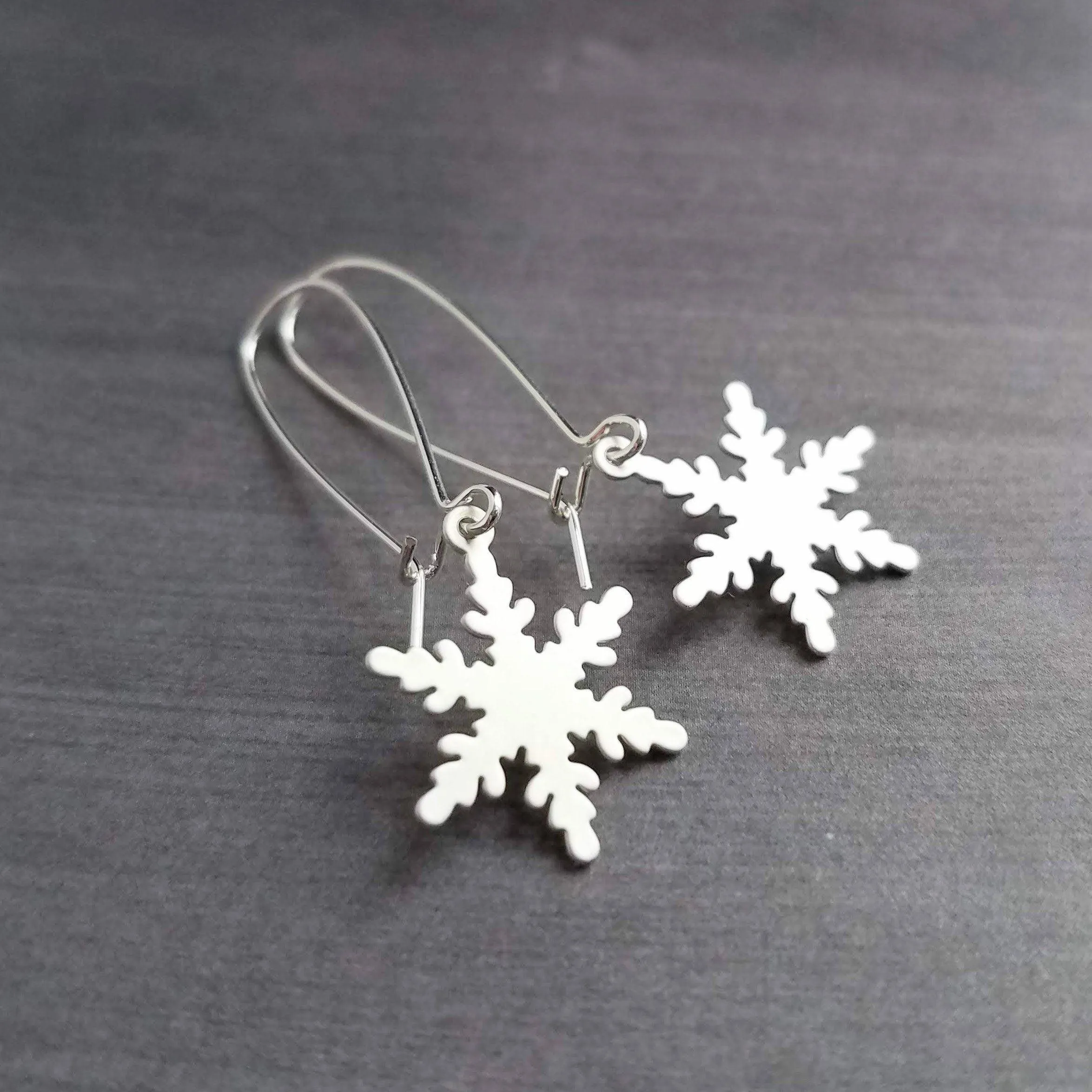 Long Silver Snowflake Earring, large snowflake earring, plain snowflake earring, simple snowflake earring, winter earring, holiday earring