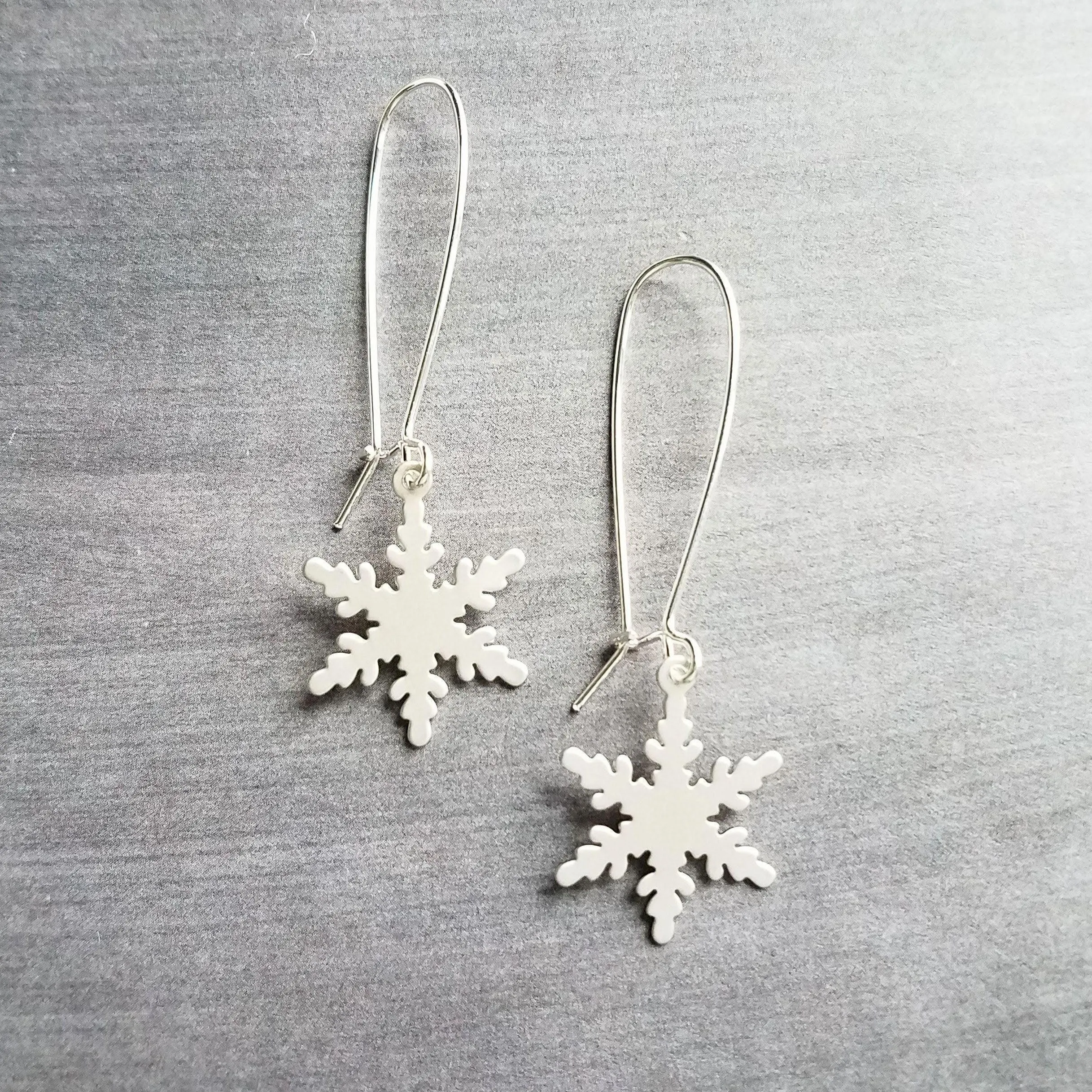 Long Silver Snowflake Earring, large snowflake earring, plain snowflake earring, simple snowflake earring, winter earring, holiday earring