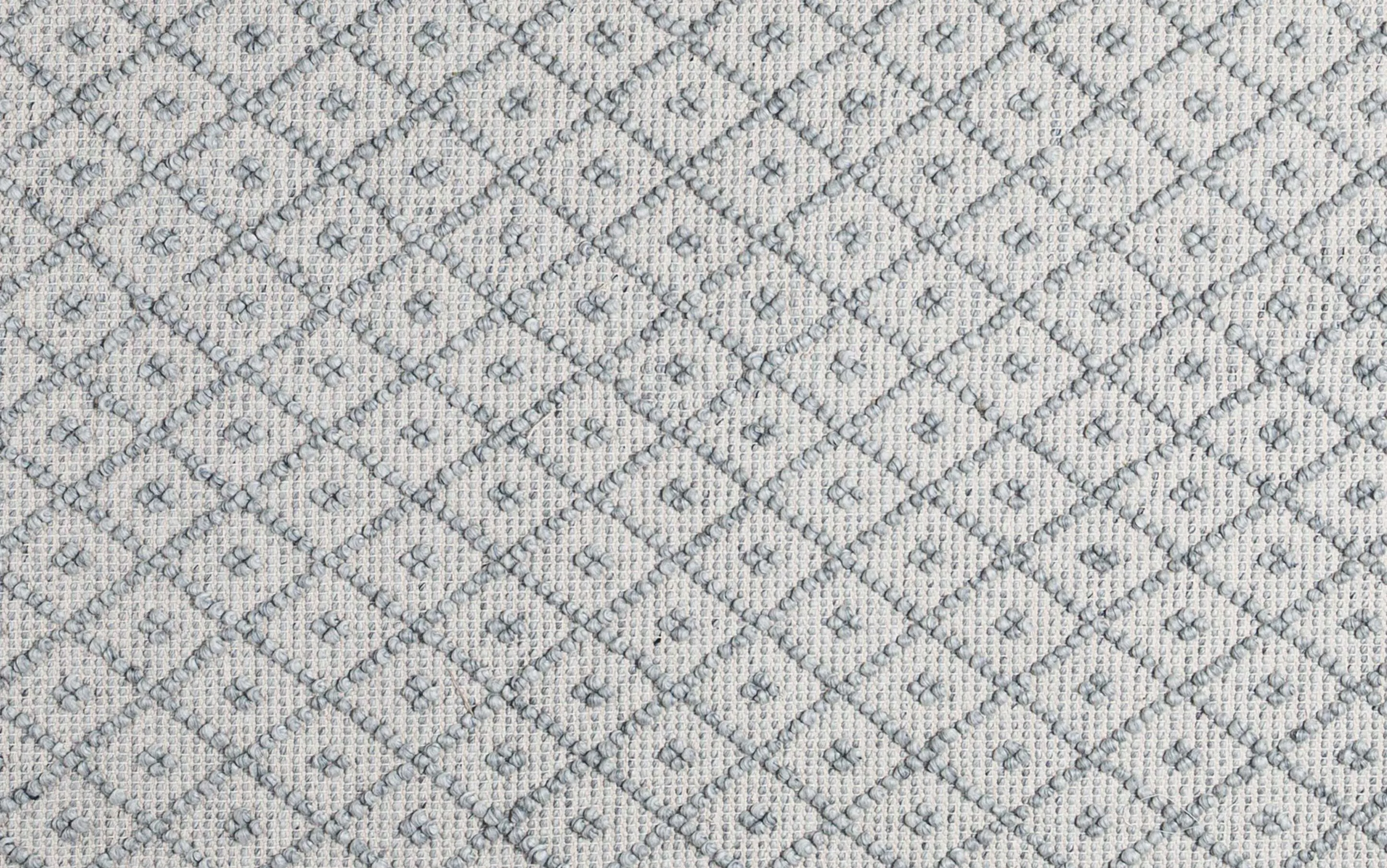 Millow 6 x 9 Area Rug
