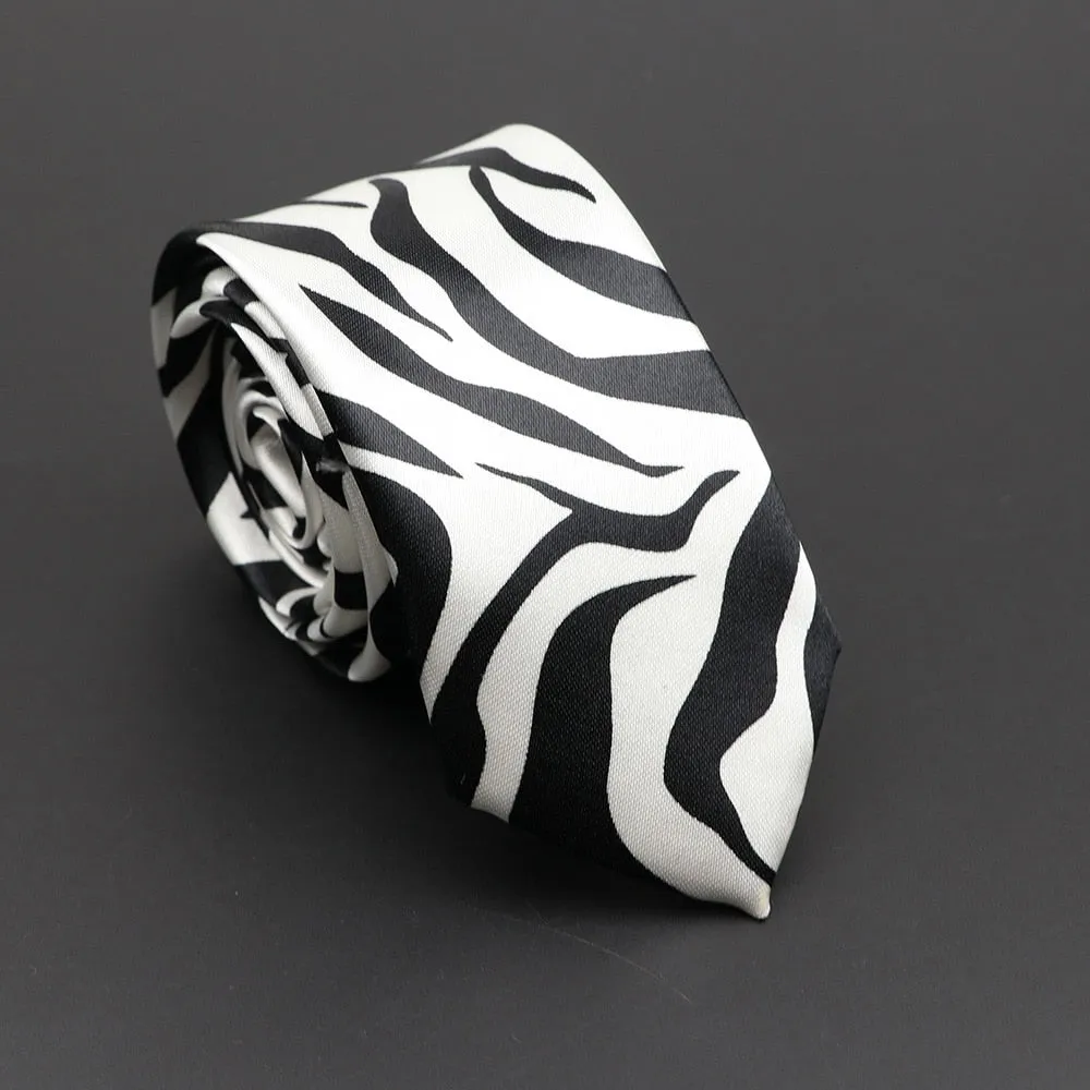 Musical Note Print Neck Tie