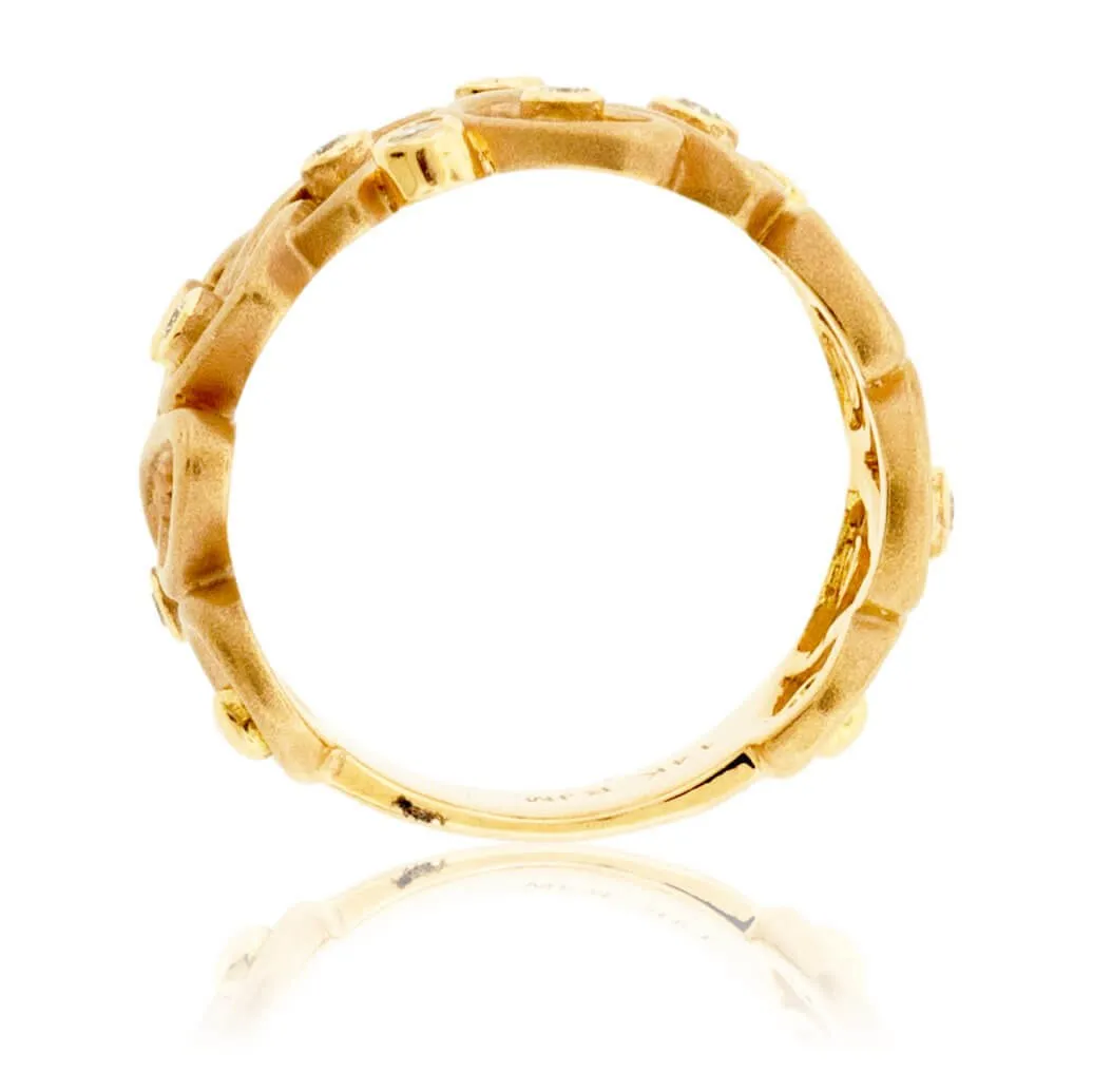 Rose Gold Forget Me Knot Diamond Ring