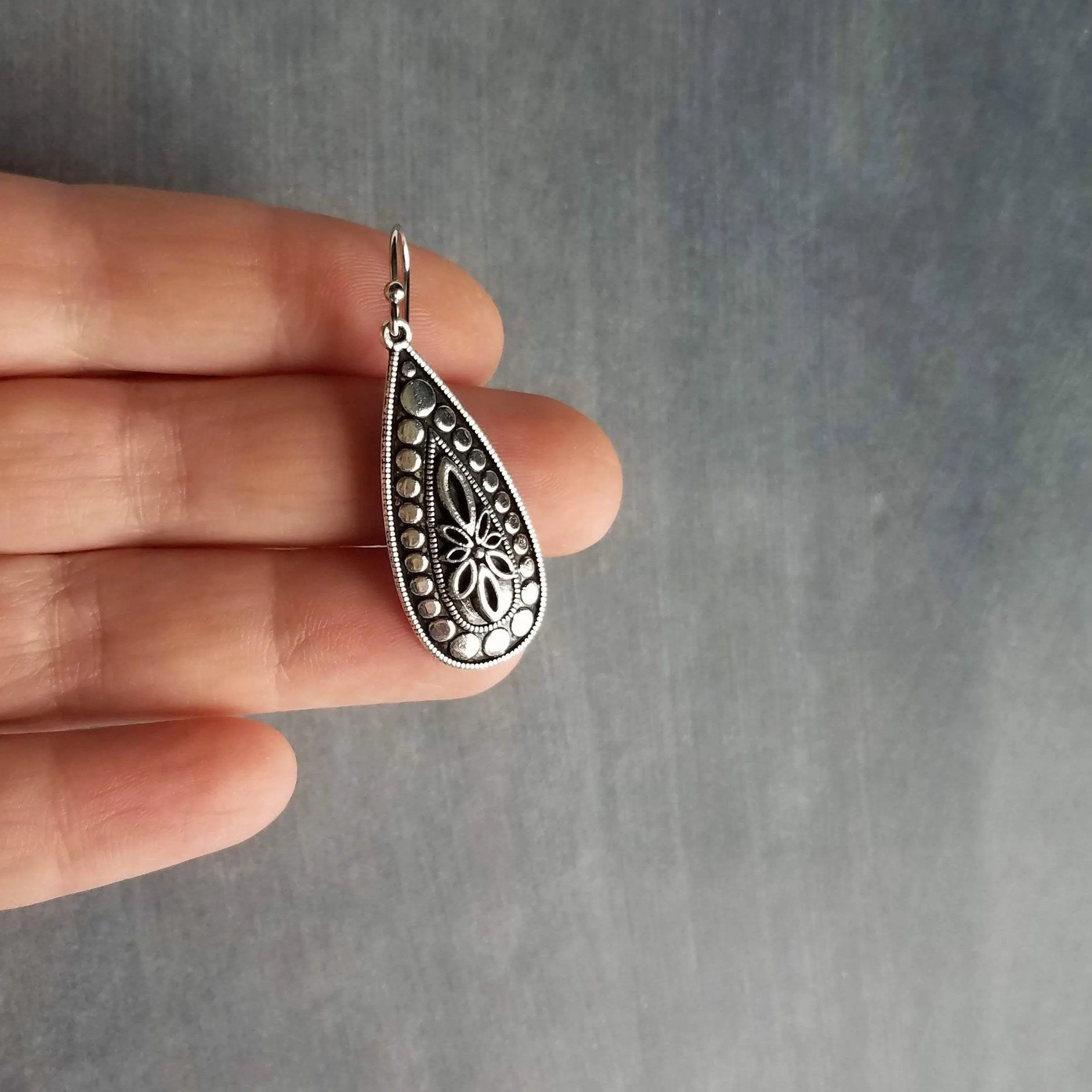 Silver Teardrop Earring, silver boho earring, antique silver dangle, ornate silver drop, tear drop earring, narrow drop earring, elongated
