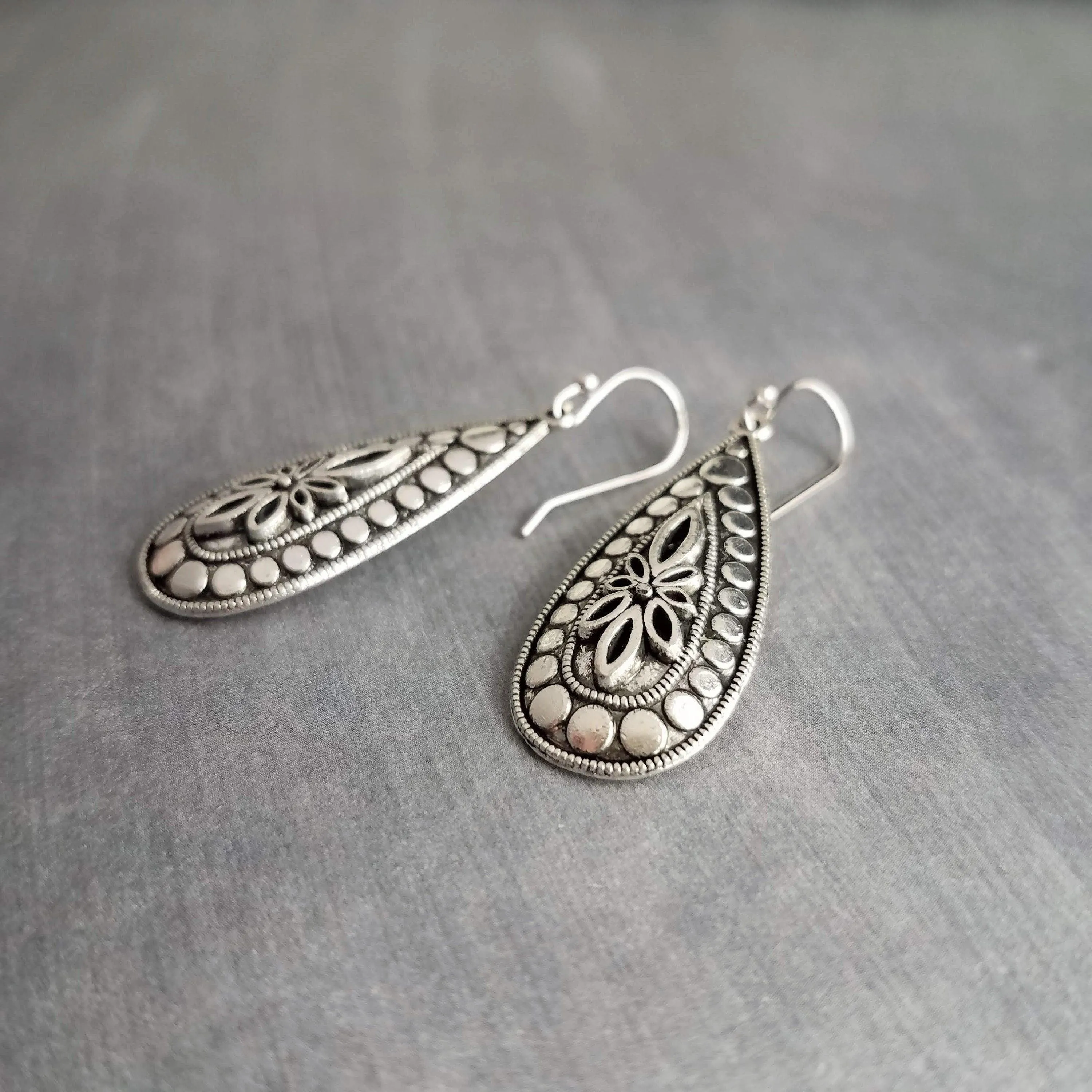 Silver Teardrop Earring, silver boho earring, antique silver dangle, ornate silver drop, tear drop earring, narrow drop earring, elongated