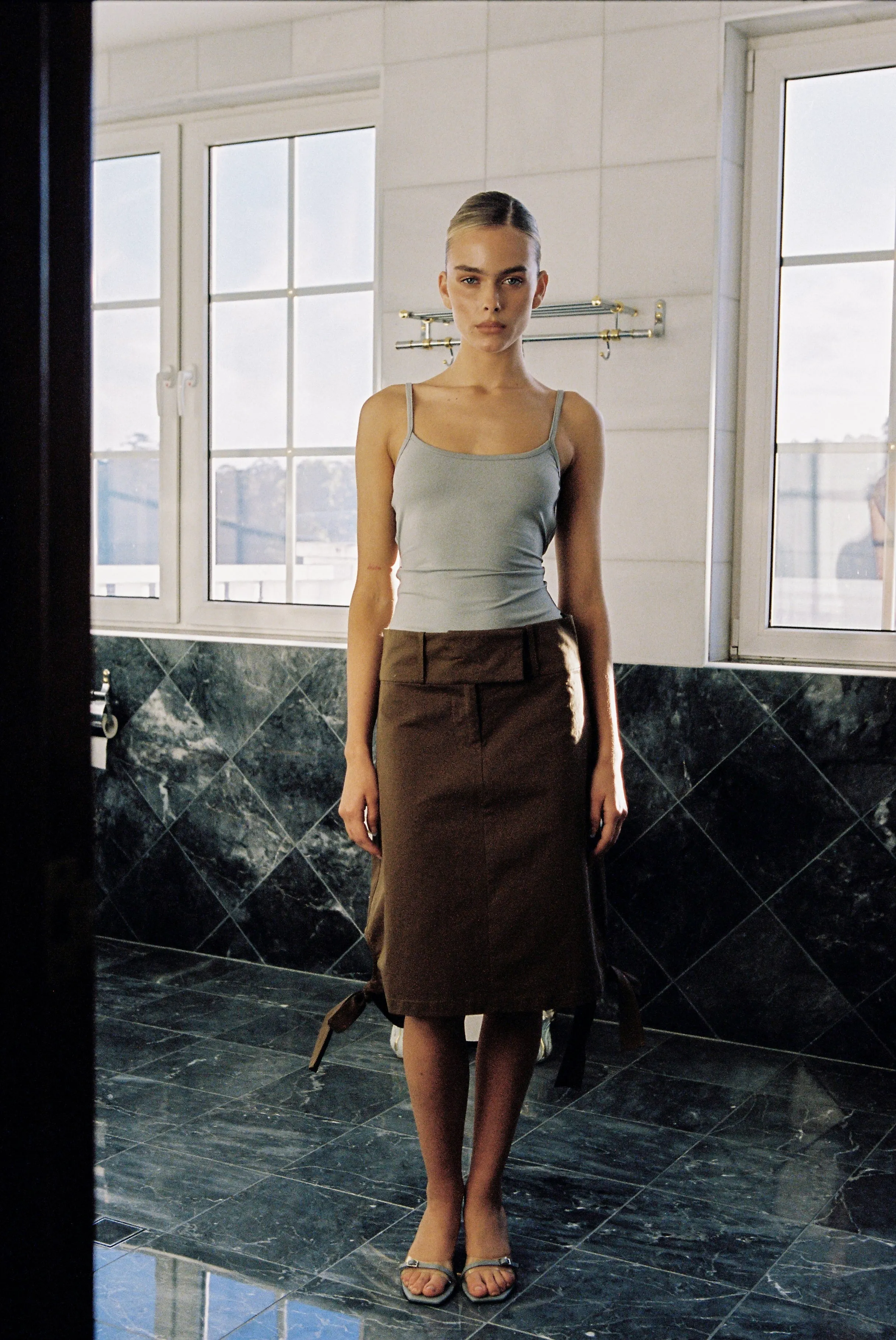 Tie Side Midi Skirt in Kahki