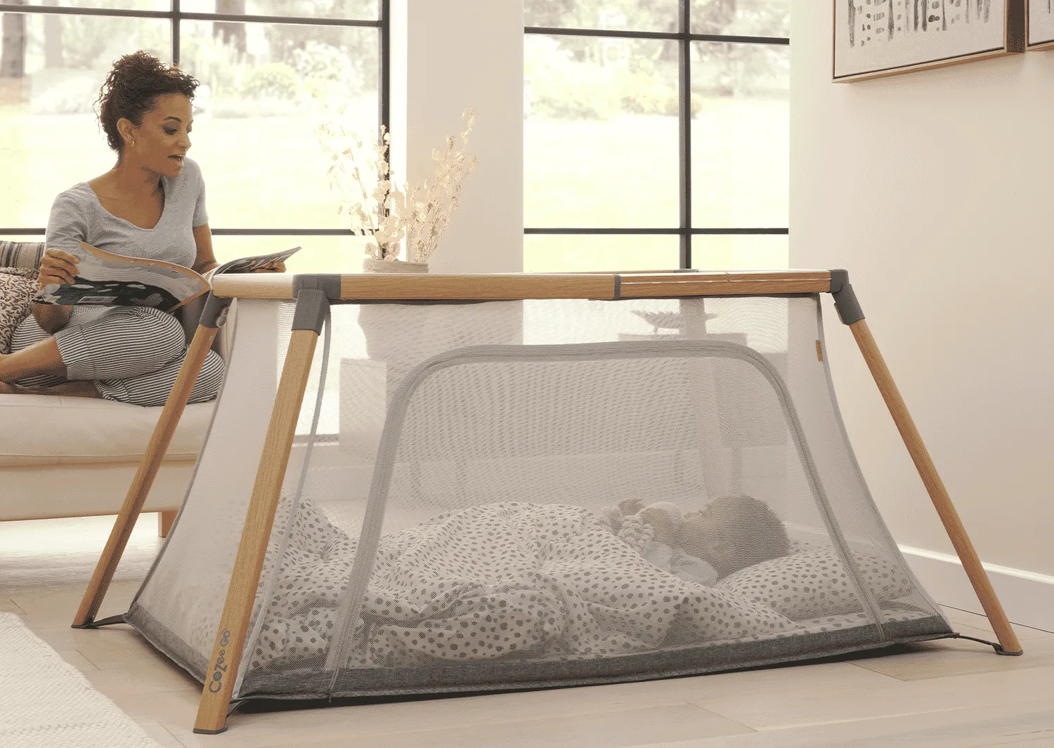 Tutti Bambini CoZee Go 3-in-1 Bassinet, Travel Cot & Playpen - Oak/Charcoal