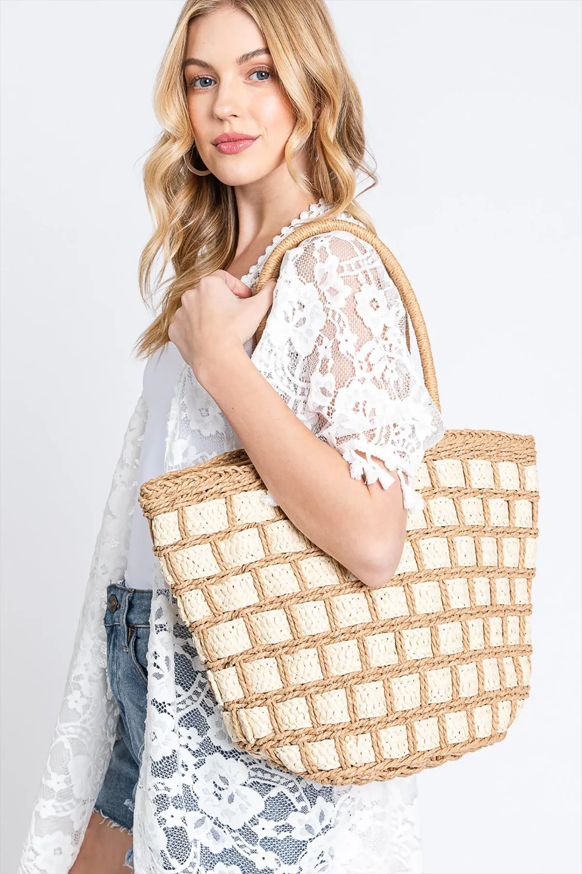 TWO TONE COLOR BLOCK STRAW BAG