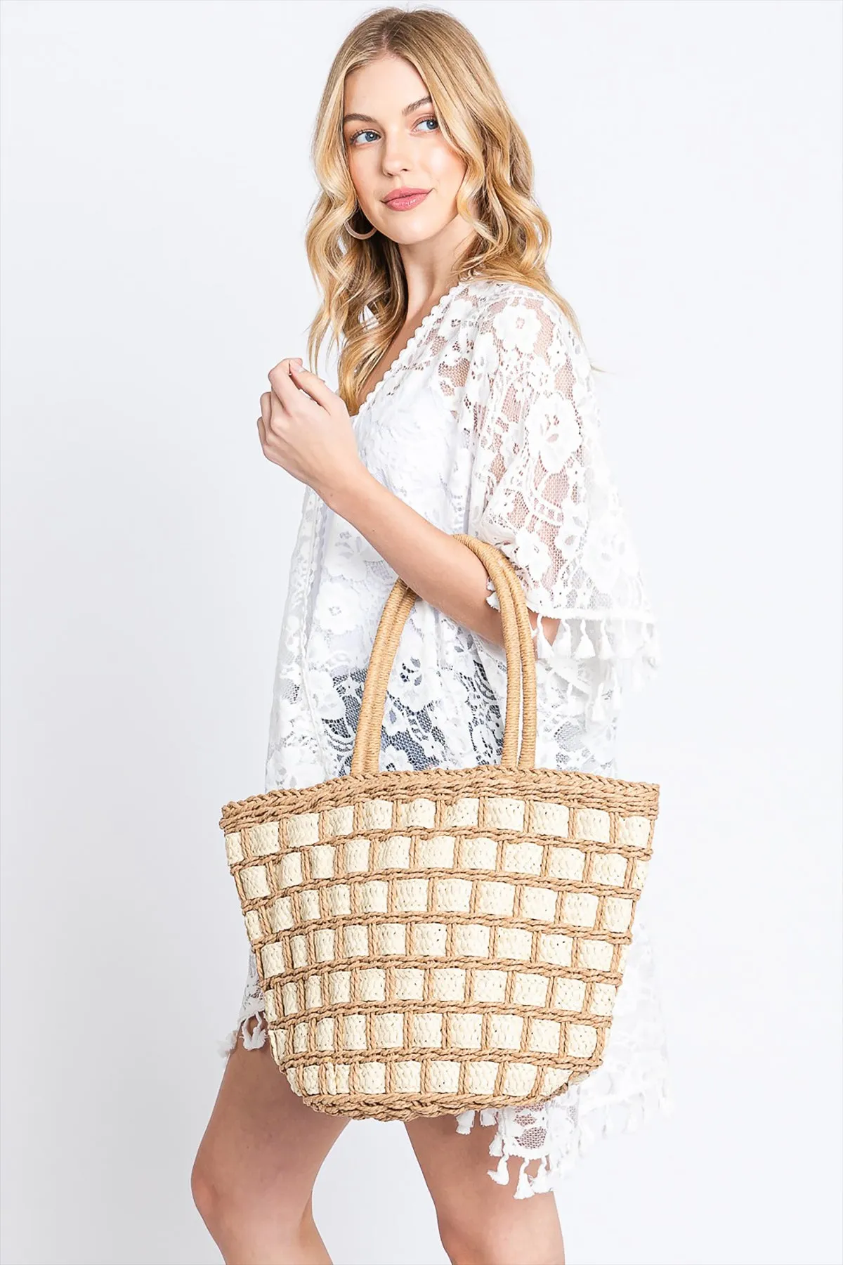 TWO TONE COLOR BLOCK STRAW BAG