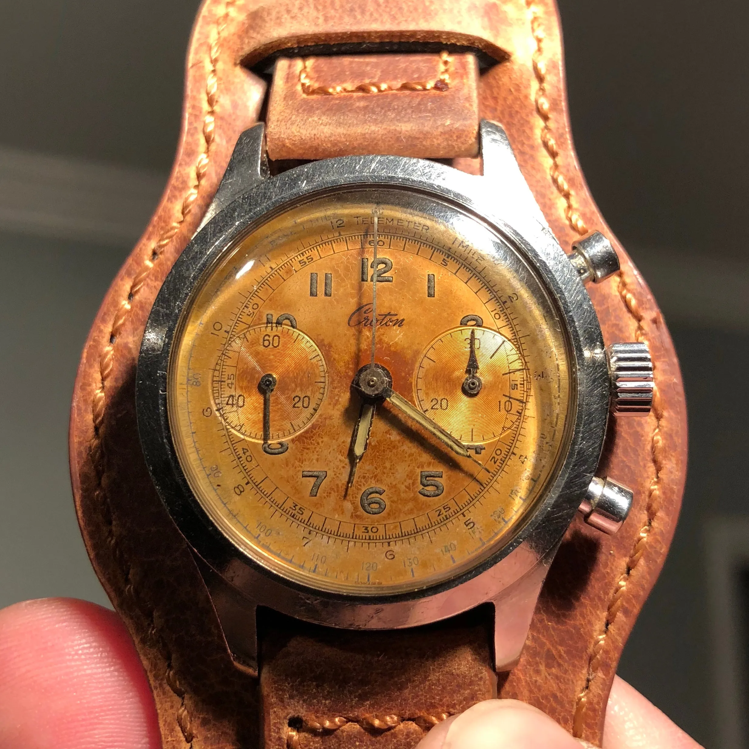 Vintage Croton Clamshell Steel Chronograph Sunburst Patina Manual Wristwatch