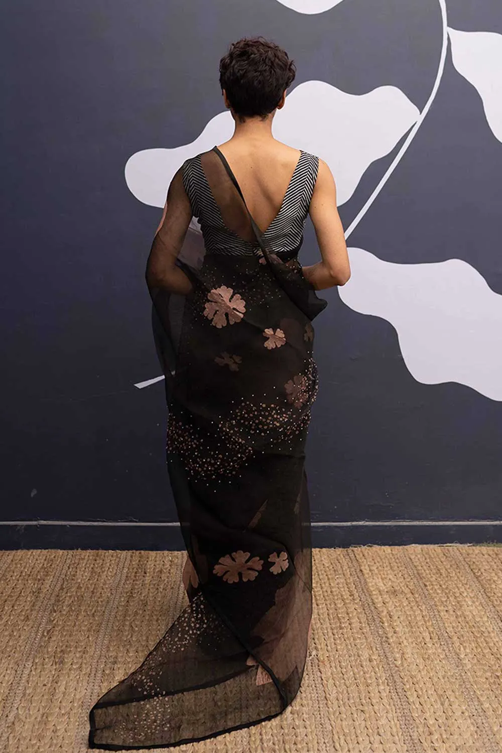 YAM   I   Gervasi OPHELIA BLACK SAREE 1  (SAREE)  [BLOUSE STITCHED/ UNSTITCHED NOT INCLUDED] SILK ORGANZA BLACK YAMSR22